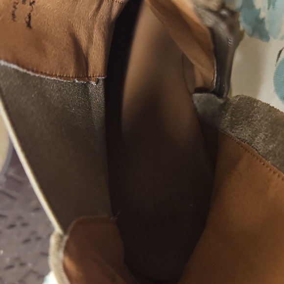 Donald J. Pliner Brushed Light Olive Suede Ankle Boots - Picture 8 of 12